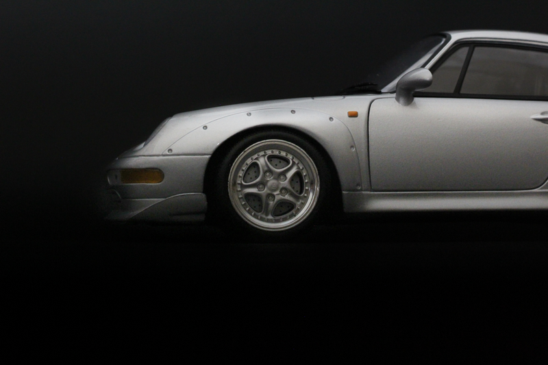 Illustration for article titled UT Models Porsche 993 GT2